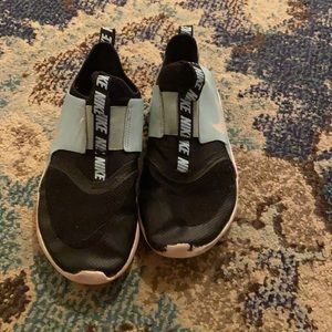 Nike flex runner  girls size 3.5